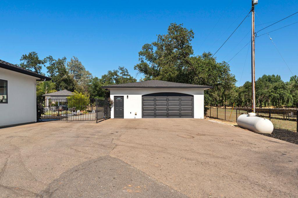3801 Val Verde Road Loomis, CA 95650 - Photo 6 of 75 Detached Garage