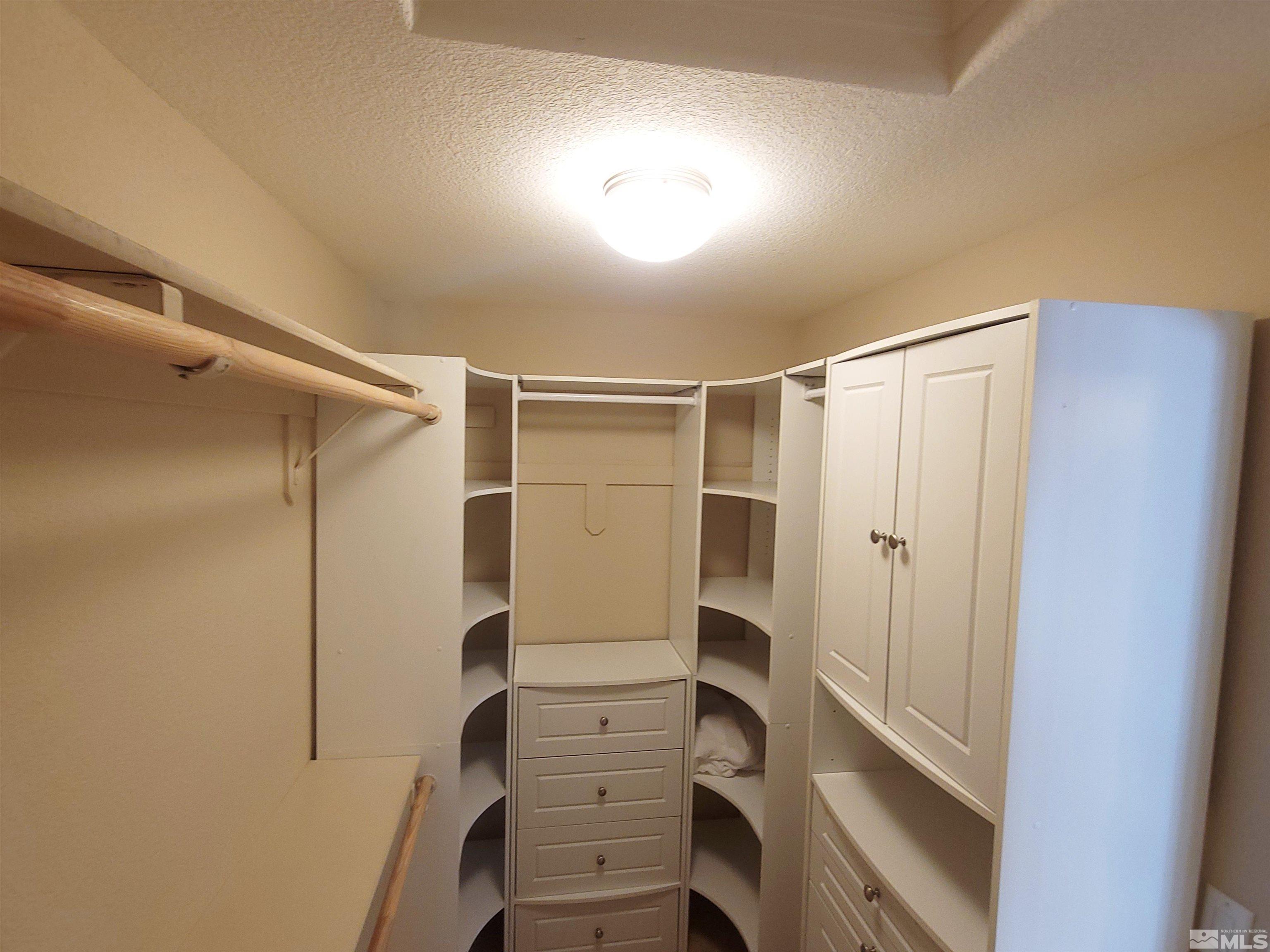 8955 Grisom Way Reno, NV 89506 - Photo 17 of 19 Photo 17