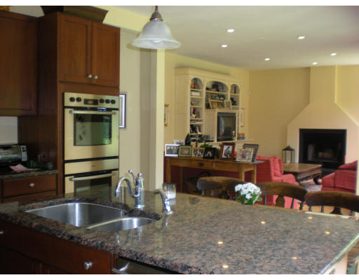 31 Bird Street Needham, MA 02492 - Photo 4 of 13