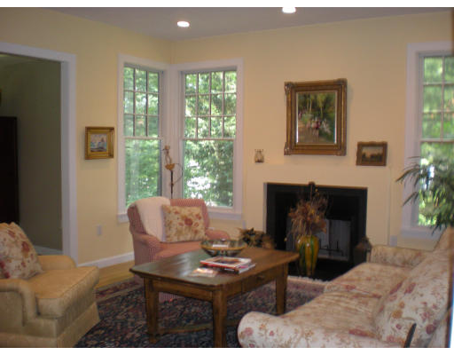 31 Bird Street Needham, MA 02492 - Photo 8 of 13