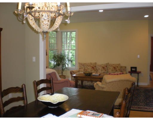 31 Bird Street Needham, MA 02492 - Photo 9 of 13