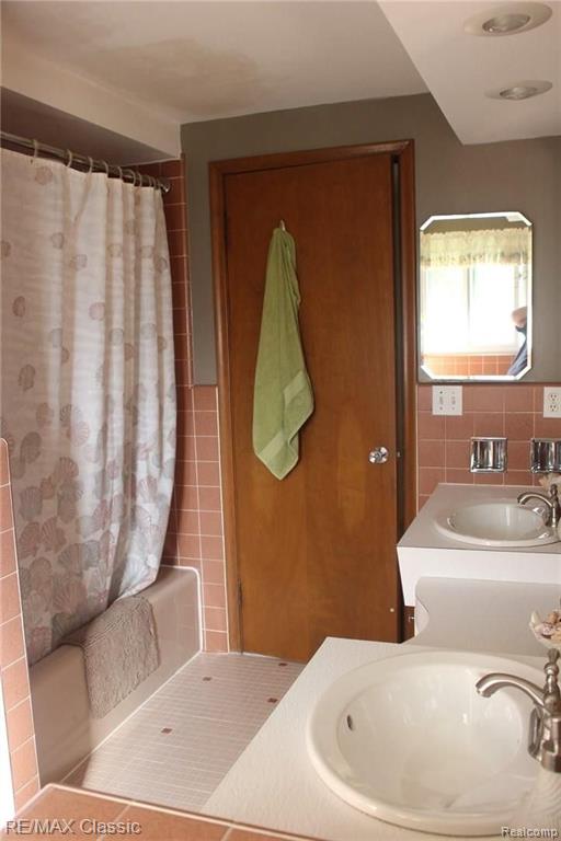 2599 East Thirteen Mile Road Warren, MI 48092 - Photo 36 of 43 Gallery Image 36