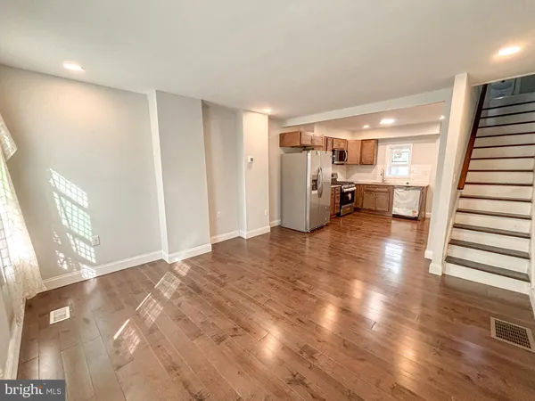 $1,900 | 1143 South Mole Street, Philadelphia, PA 19146