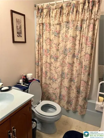 $350,000 | 5602 Grace Avenue, Bethlehem, PA 18017