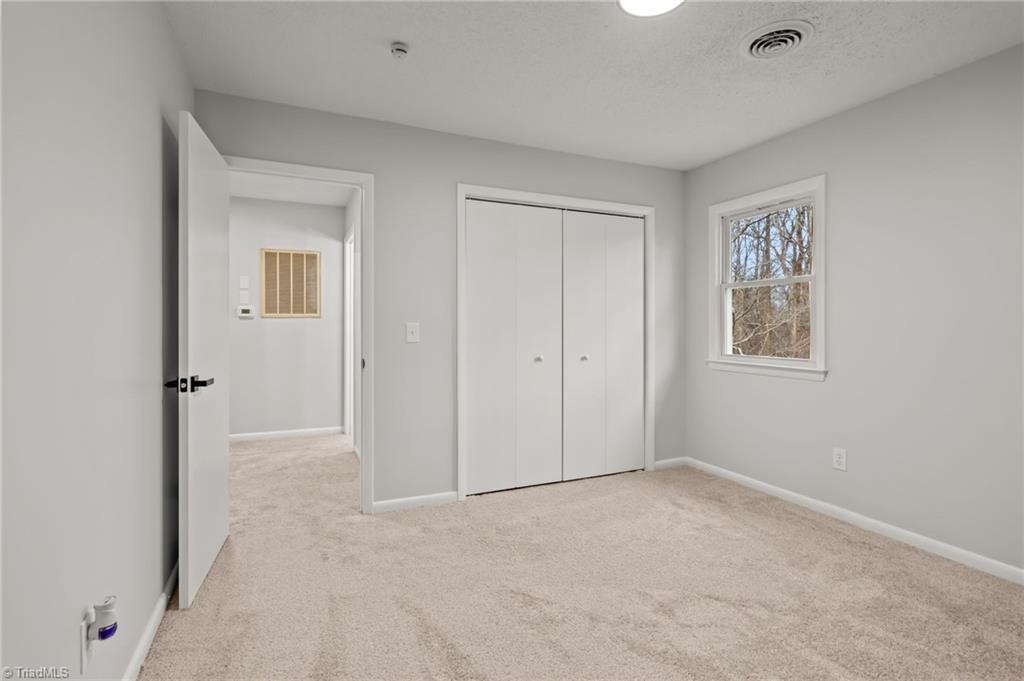 292 Mt Pleasant Church Road State Road, NC 28676 - Photo 15 of 34