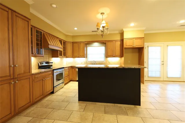 $599,900 | 5249 Wyndham Court, Abilene, TX 79606