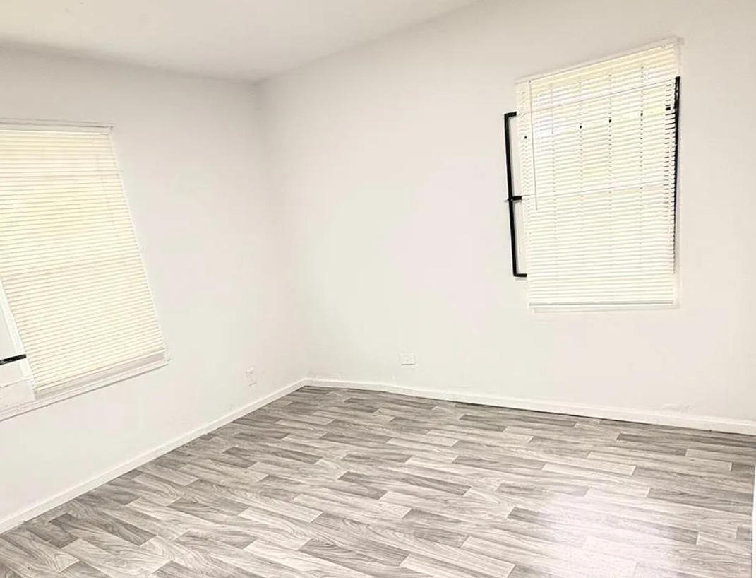 335 Delaware Street Houston, TX 77029 - Photo 9 of 15