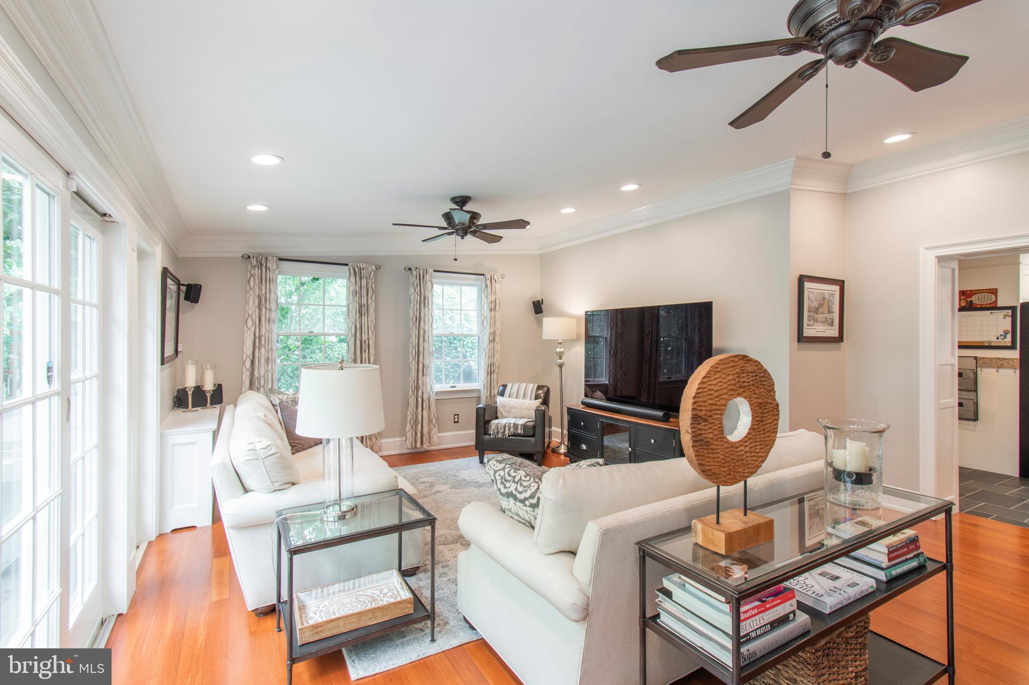8739 Ridge Avenue Philadelphia, PA 19128 - Photo 8 of 42 Gallery Image 8