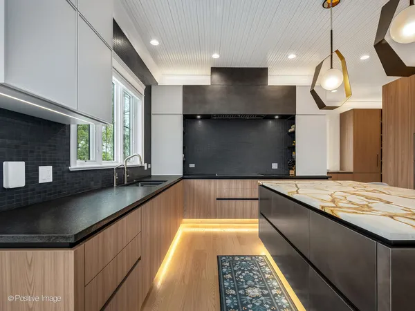 $2,890,000 | 430 North Adams Street, Hinsdale, IL 60521