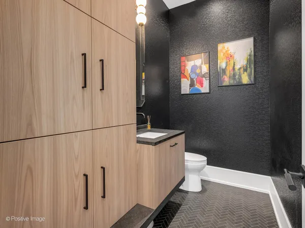 $2,890,000 | 430 North Adams Street, Hinsdale, IL 60521