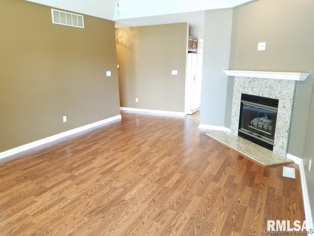 3214 Red Oak Lane Springfield, IL 62712 - Photo 9 of 24