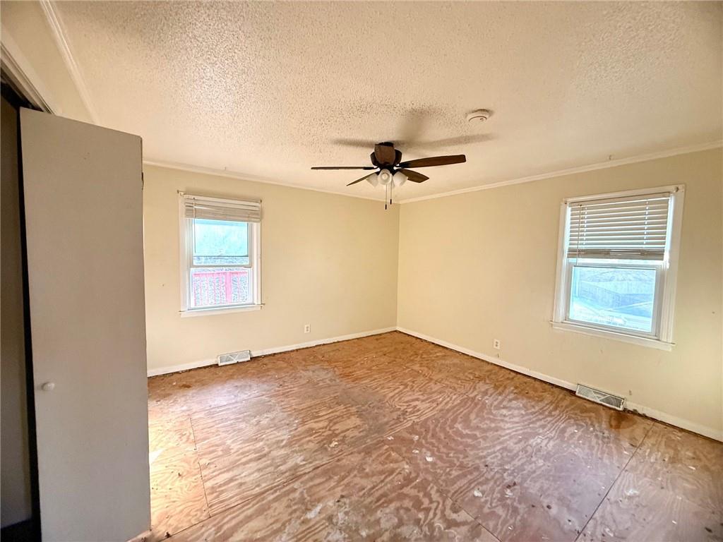 3112 Hampton Road St. Joseph, MO 64505 - Photo 8 of 14