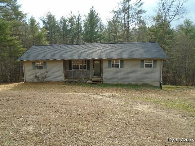 3067 Williams Creek Road Oneida, TN 37841 - Photo 1 of 3 Front