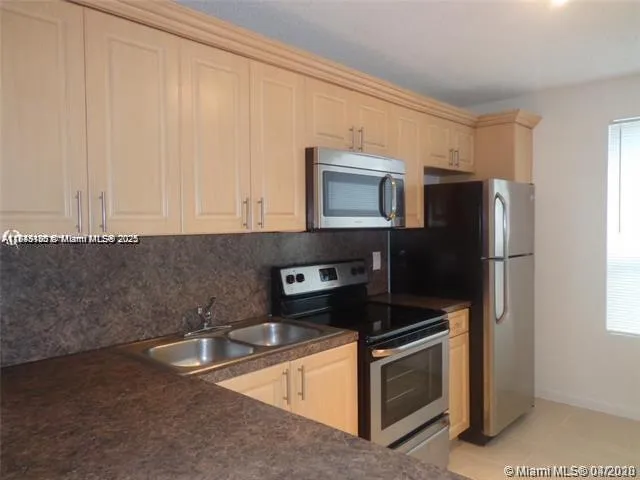 $260,000 | 2276 Southwest 81st Avenue, Unit 2276, Miramar, FL 33025