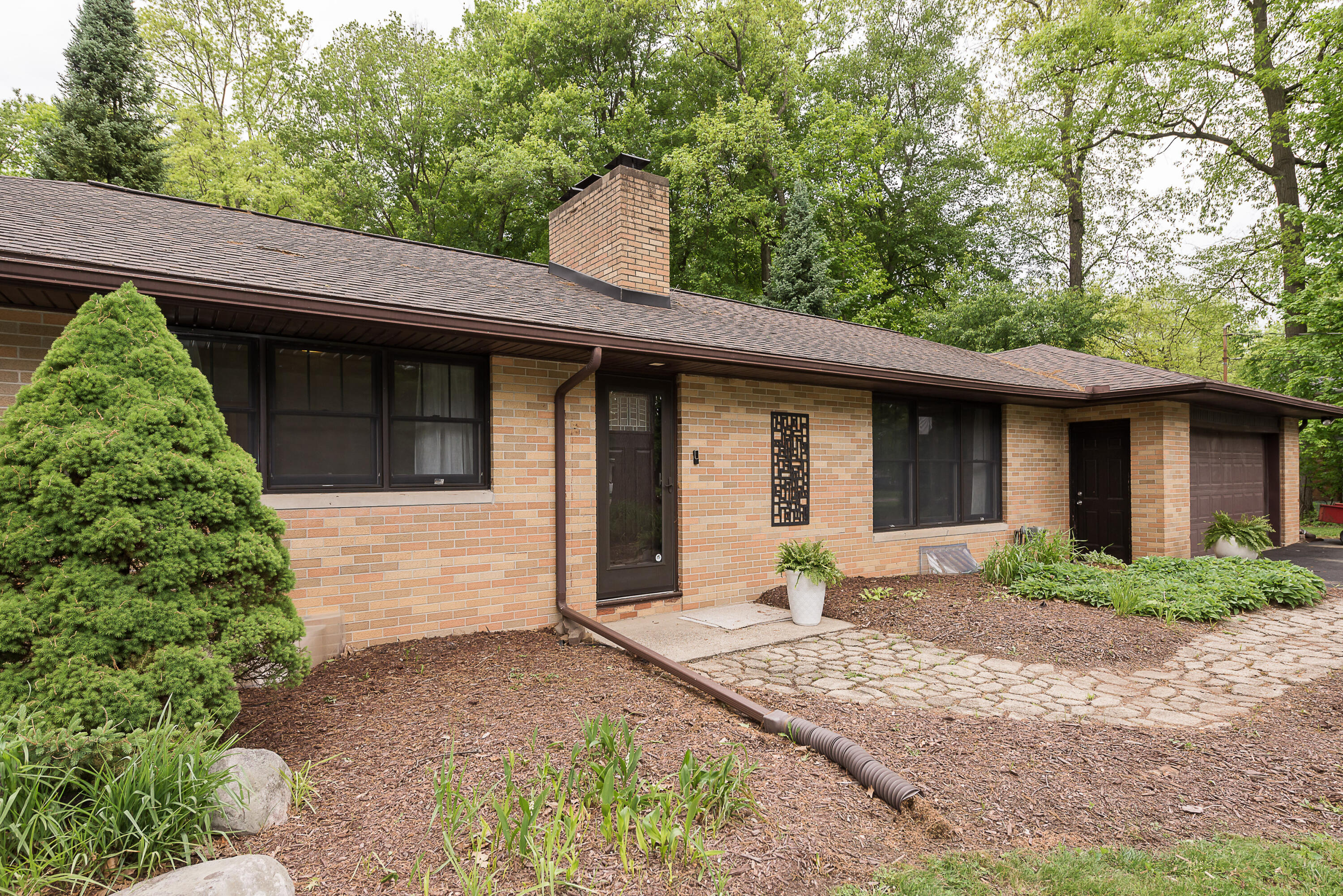 3140 Happy Valley Road Jackson, MI 49203 - Photo 4 of 66 DSC_13883