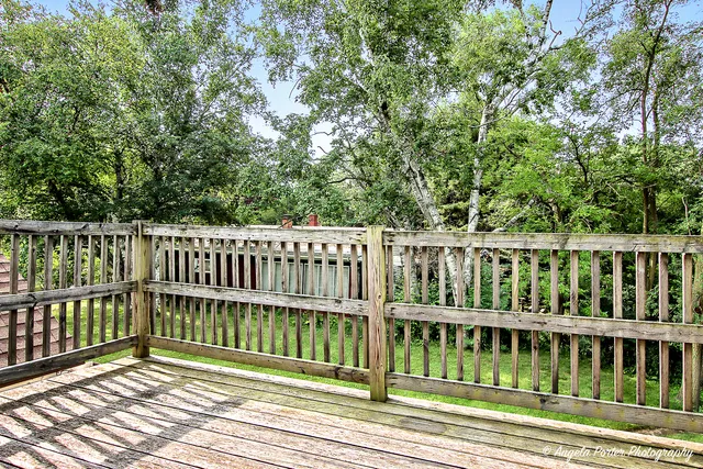 a view of a yard in front of house