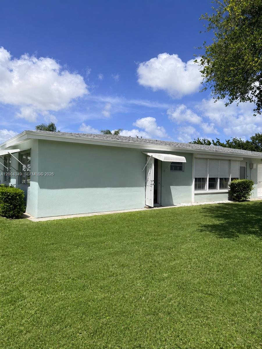 200 East High Point Court, Unit D Delray Beach, FL 33445 - Photo 12 of 12