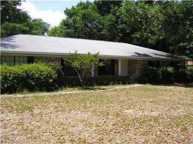 5750 Audubon Drive Pensacola, FL 32504 - Photo 2 of 8