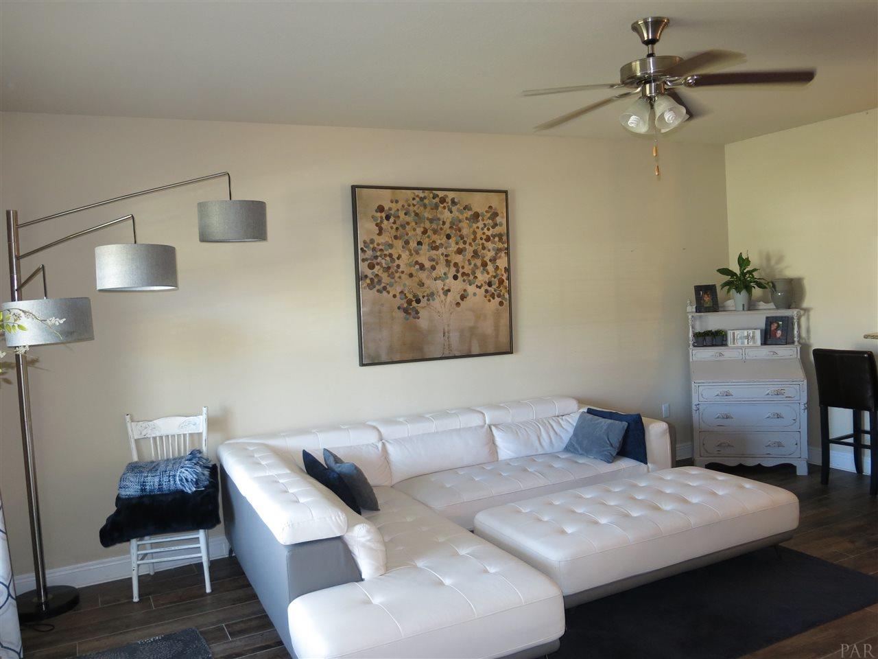 775 Farmington Road Pensacola, FL 32504 - Photo 5 of 41 Gallery Image 5