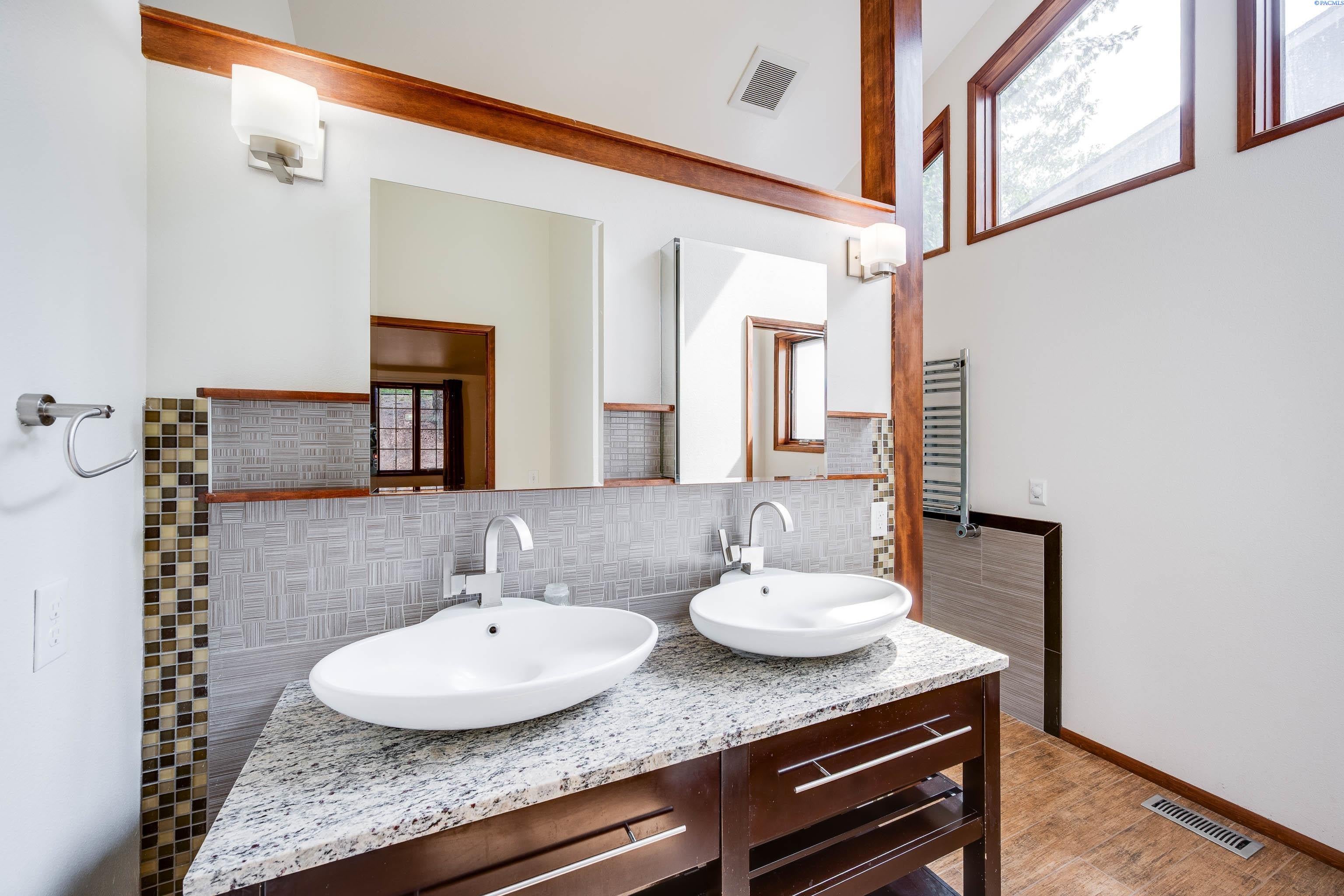 1007 Southeast Glen Echo Road Pullman, WA 99163 - Photo 16 of 38 Gallery Image 16