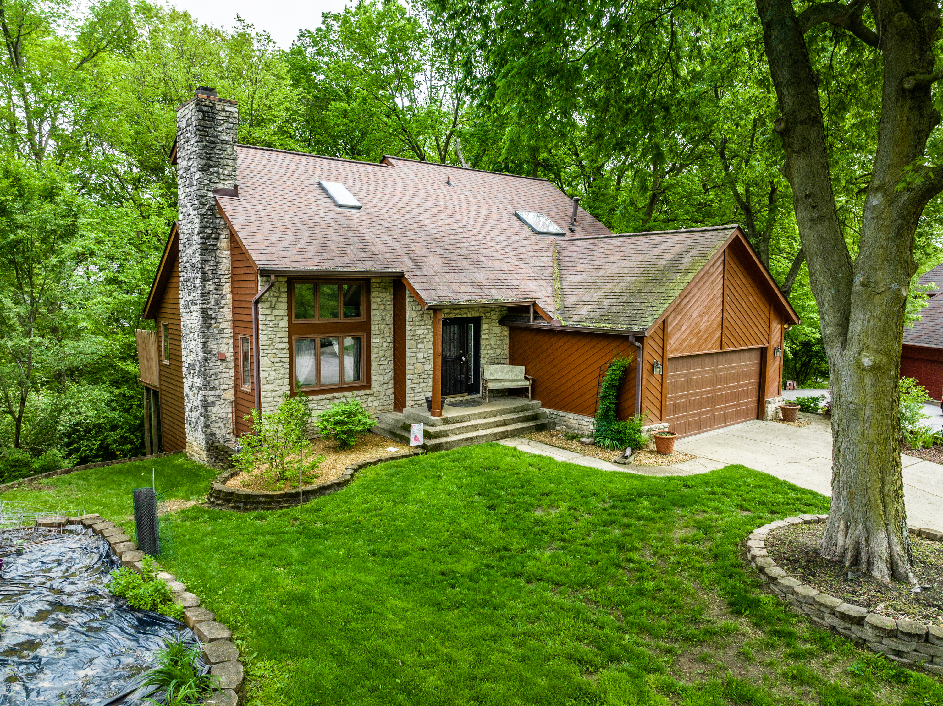 1203 Ridgeview Court Avon, IN 46123 - Photo 4 of 32