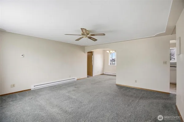 $259,000 | 814 South Evergreen Drive, Moses Lake, WA 98837