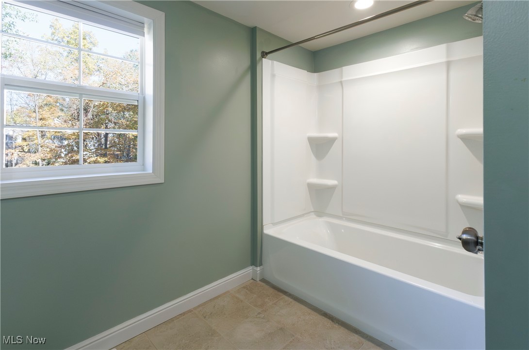 36625 Jackson Road Chagrin Falls, OH 44022 - Photo 32 of 50 Bathroom featuring shower / washtub combination