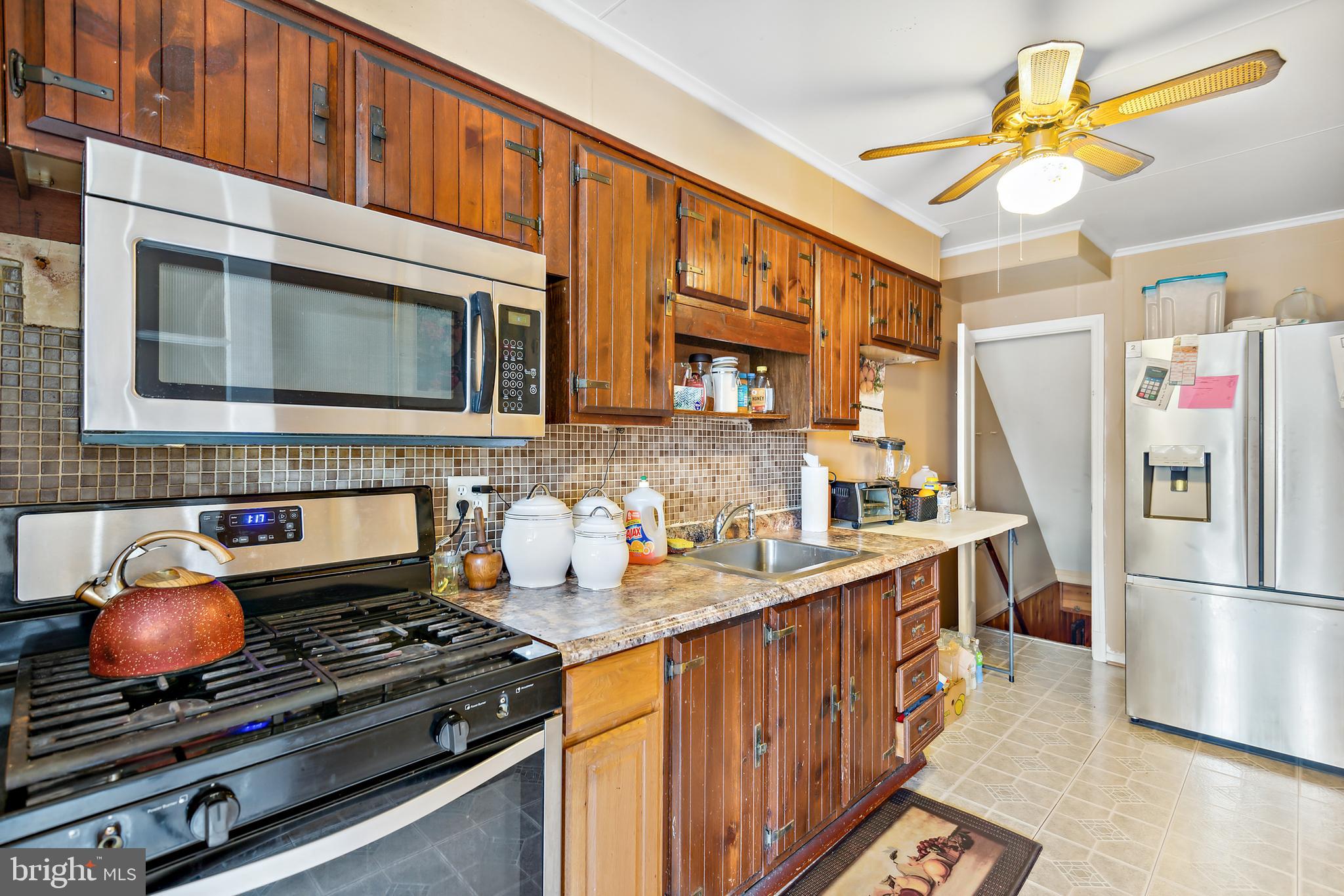 8441 Pleasant Plains Road Towson, MD 21286 - Photo 12 of 39