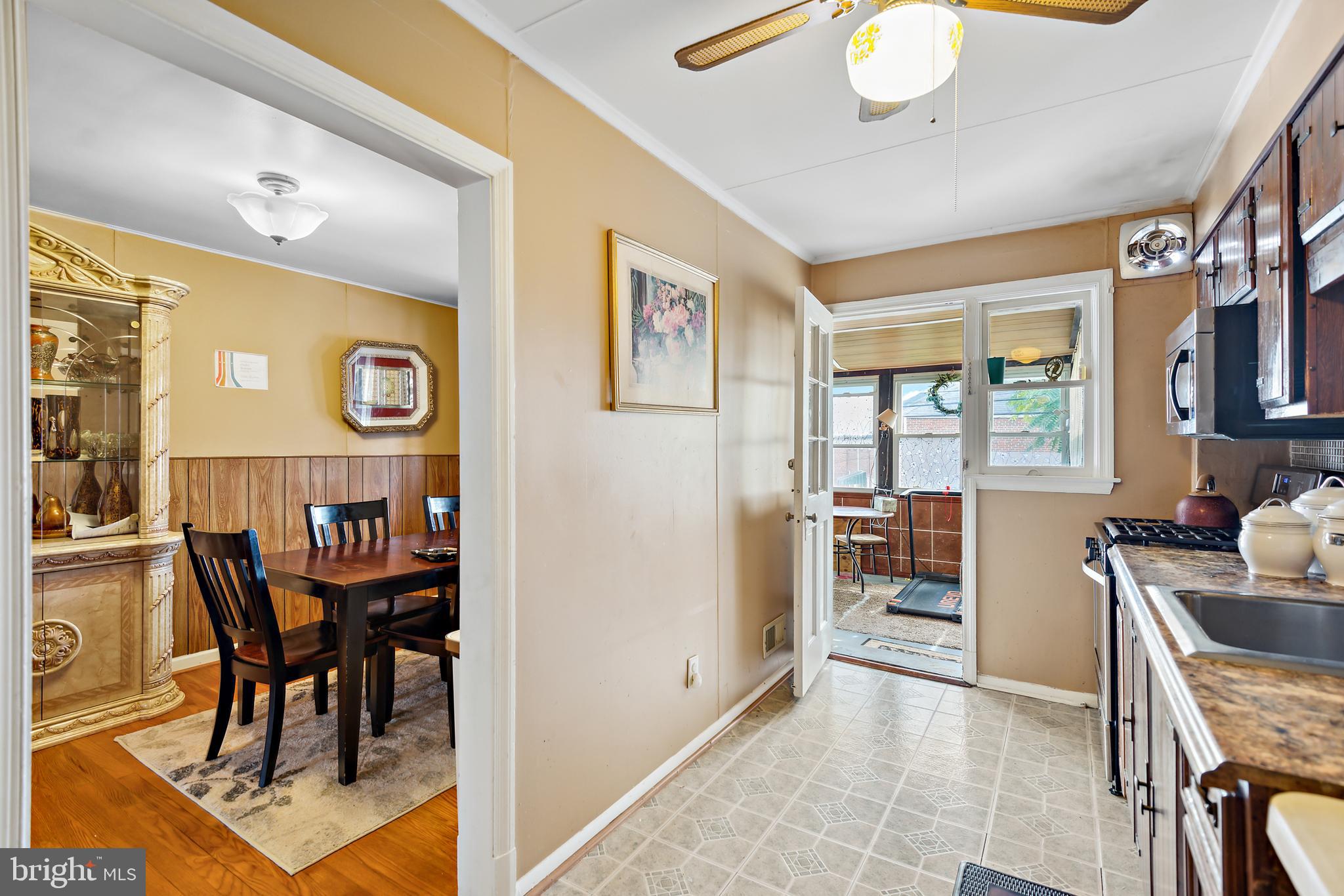 8441 Pleasant Plains Road Towson, MD 21286 - Photo 13 of 39