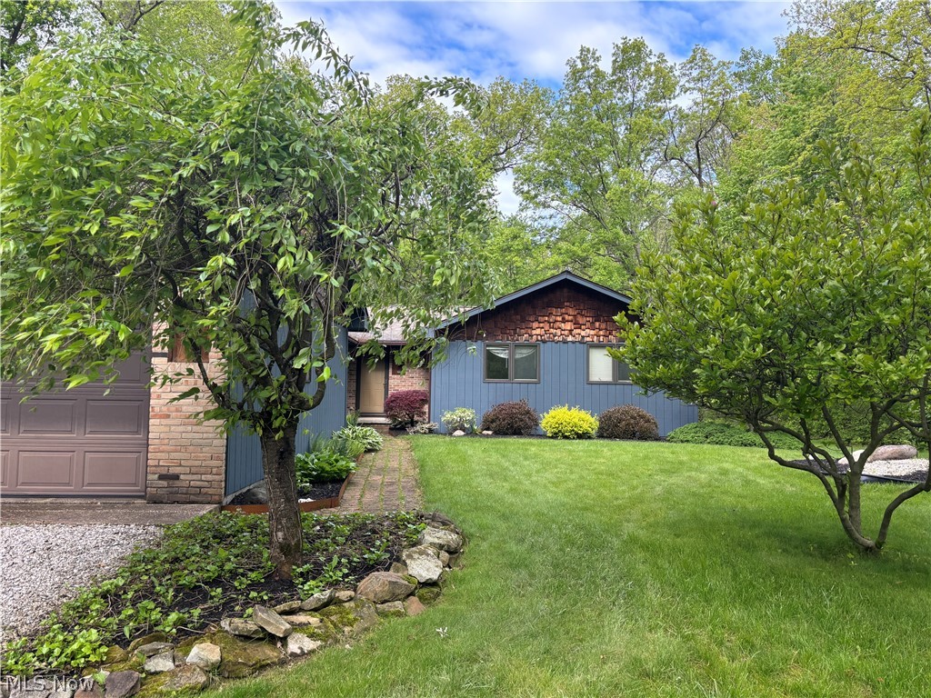 2354 Sunnyside Road Vermilion, OH 44089 - Photo 2 of 43