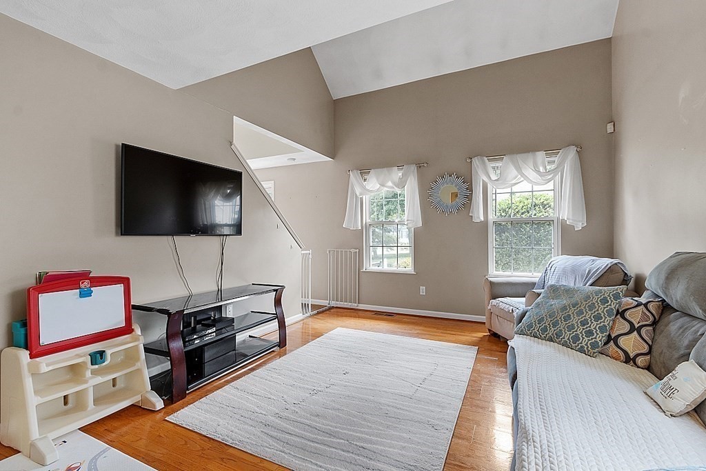 62 Meadowood Road North Andover, MA 01845 - Photo 16 of 39 Gallery Image 16