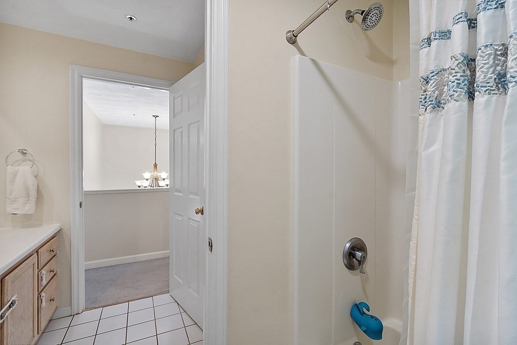 62 Meadowood Road North Andover, MA 01845 - Photo 31 of 39 Gallery Image 31
