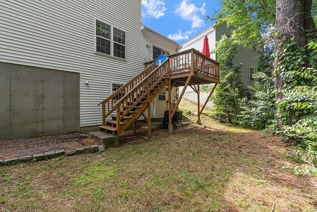62 Meadowood Road North Andover, MA 01845 - Photo 36 of 39 Gallery Image 36
