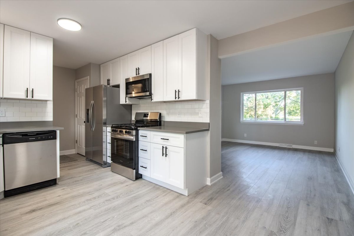 747 North Randall Road, Unit A Aurora, IL 60506 - Photo 9 of 22