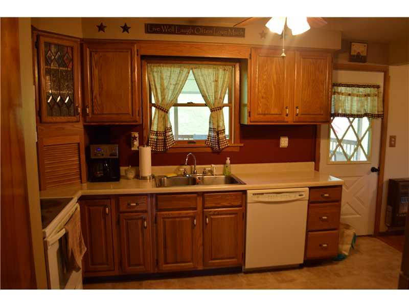 111 Staff Road Slippery Rock, PA 16057 - Photo 7 of 18 Kitchen.