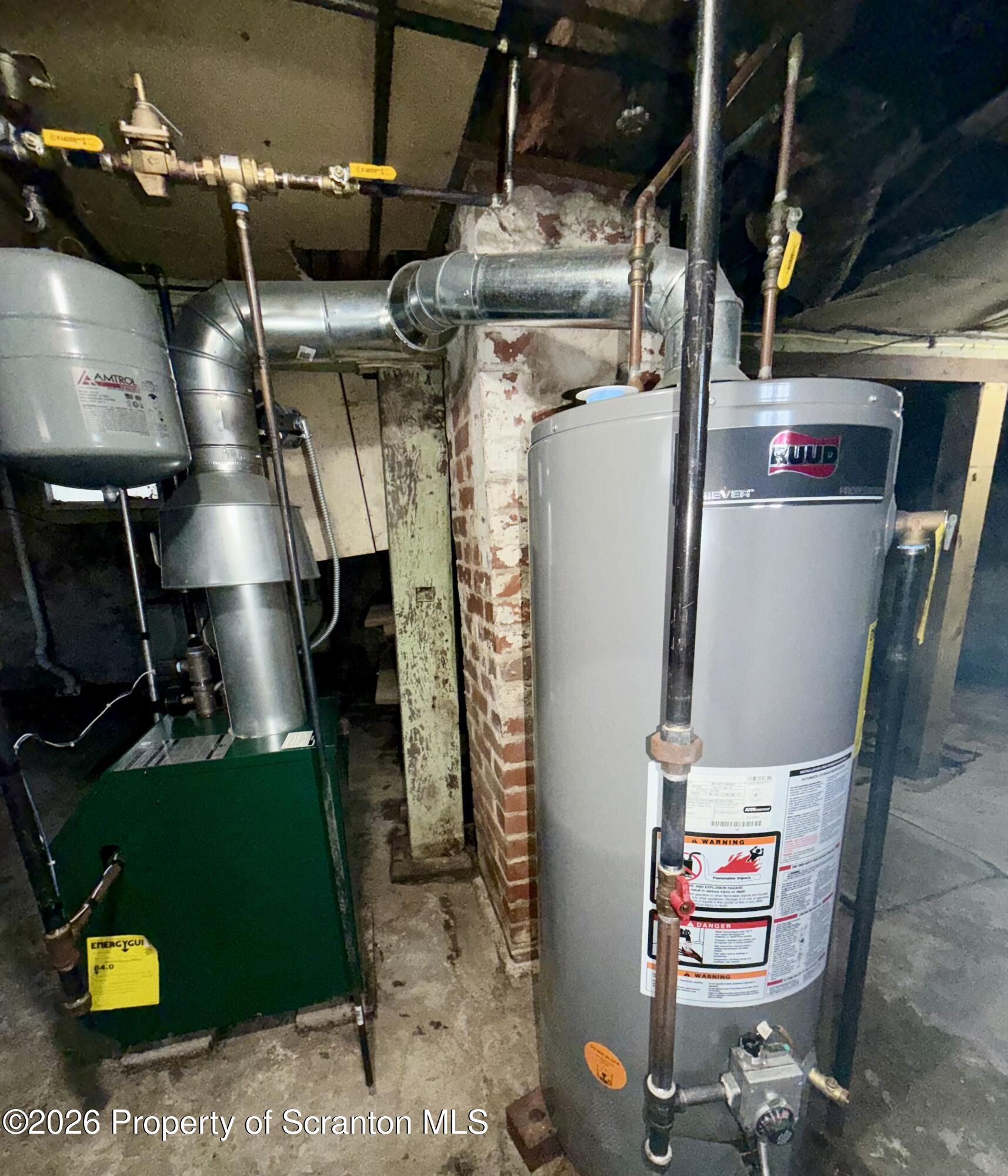 28 7th Avenue Carbondale, PA 18407 - Photo 20 of 20 IMG_4361