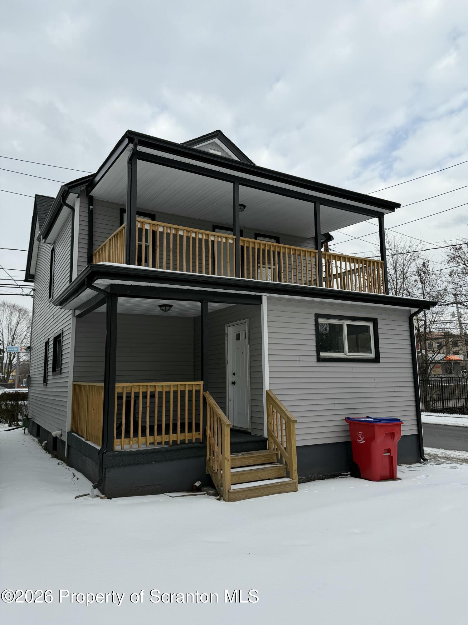 28 7th Avenue Carbondale, PA 18407 - Photo 3 of 20 IMG_4119