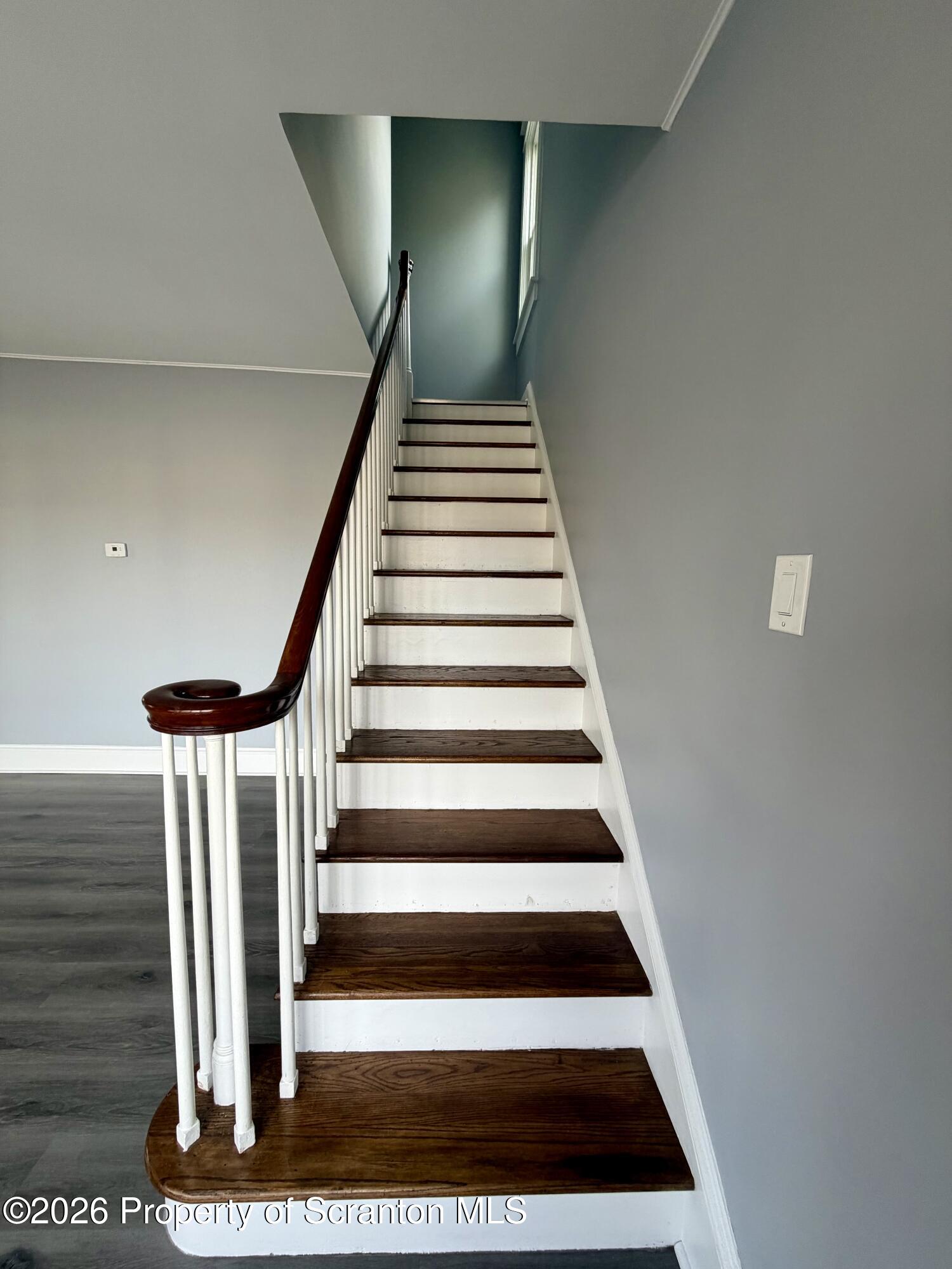 28 7th Avenue Carbondale, PA 18407 - Photo 7 of 20 IMG_4345