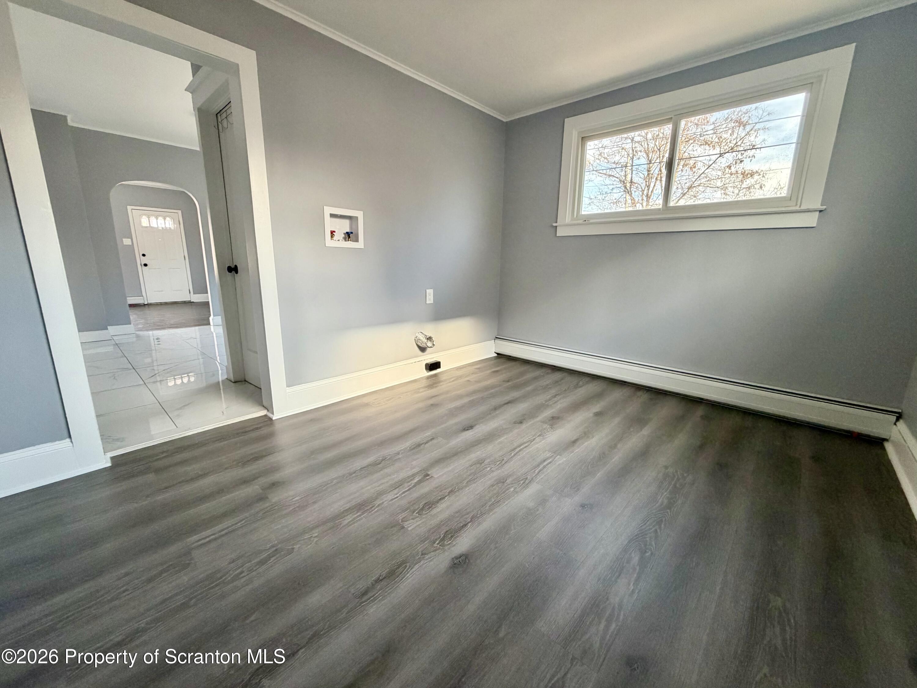 28 7th Avenue Carbondale, PA 18407 - Photo 10 of 20 IMG_4338