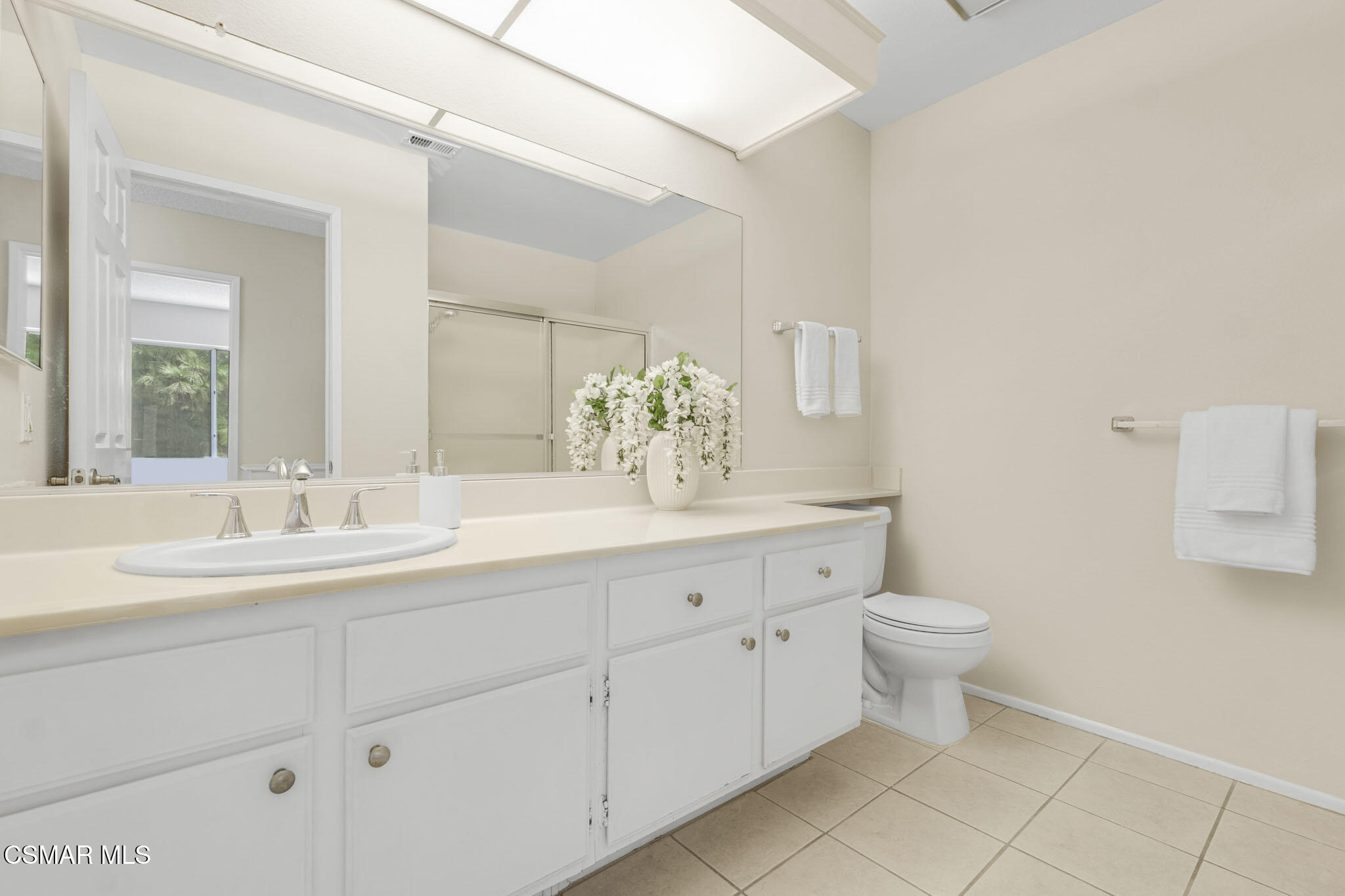 6635 Pecan Avenue Moorpark, CA 93021 - Photo 34 of 54 6635 Pecan Ave, Moorpark - HsHProd- (34)