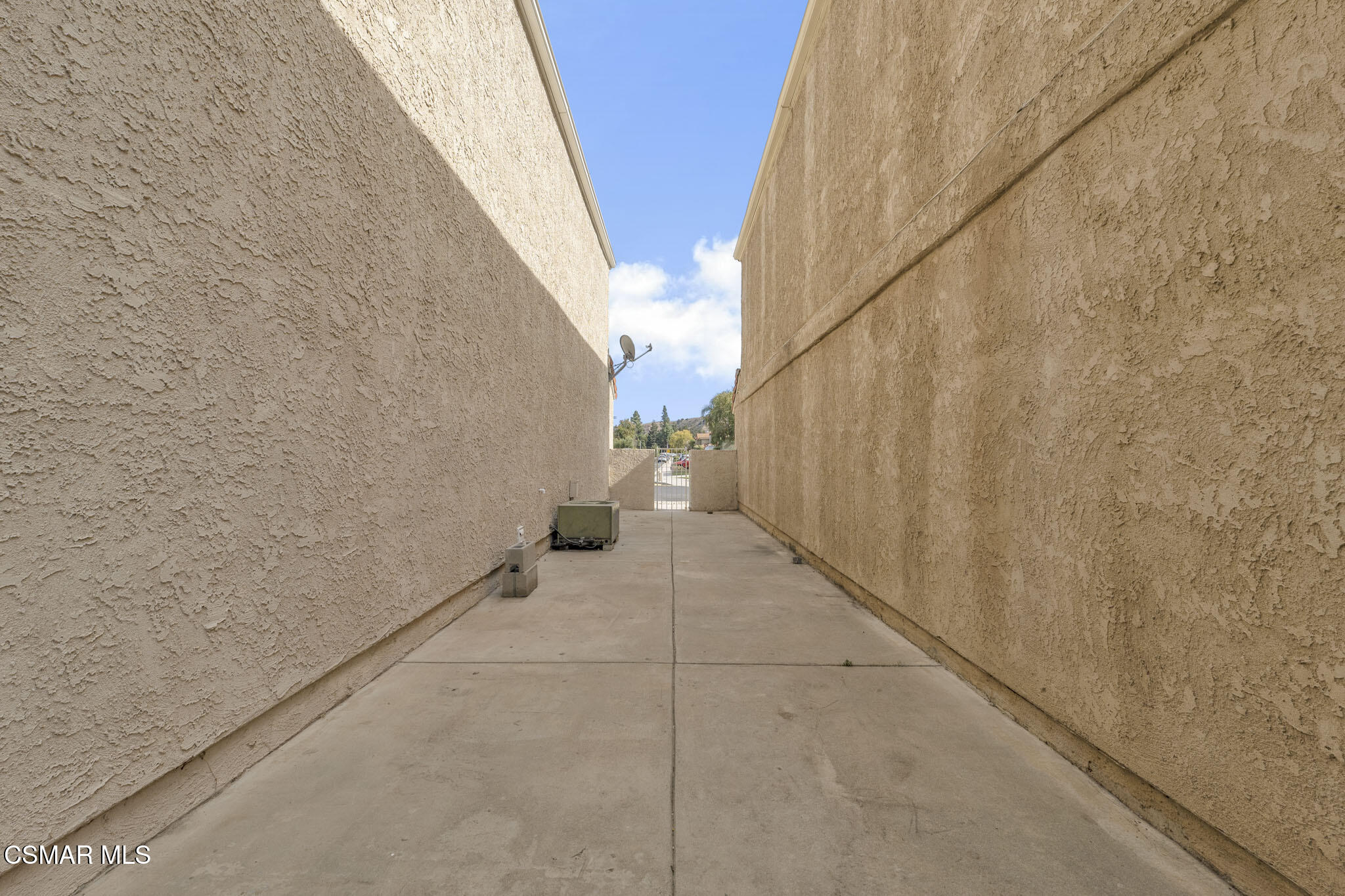 6635 Pecan Avenue Moorpark, CA 93021 - Photo 44 of 54 6635 Pecan Ave, Moorpark - HsHProd- (43)