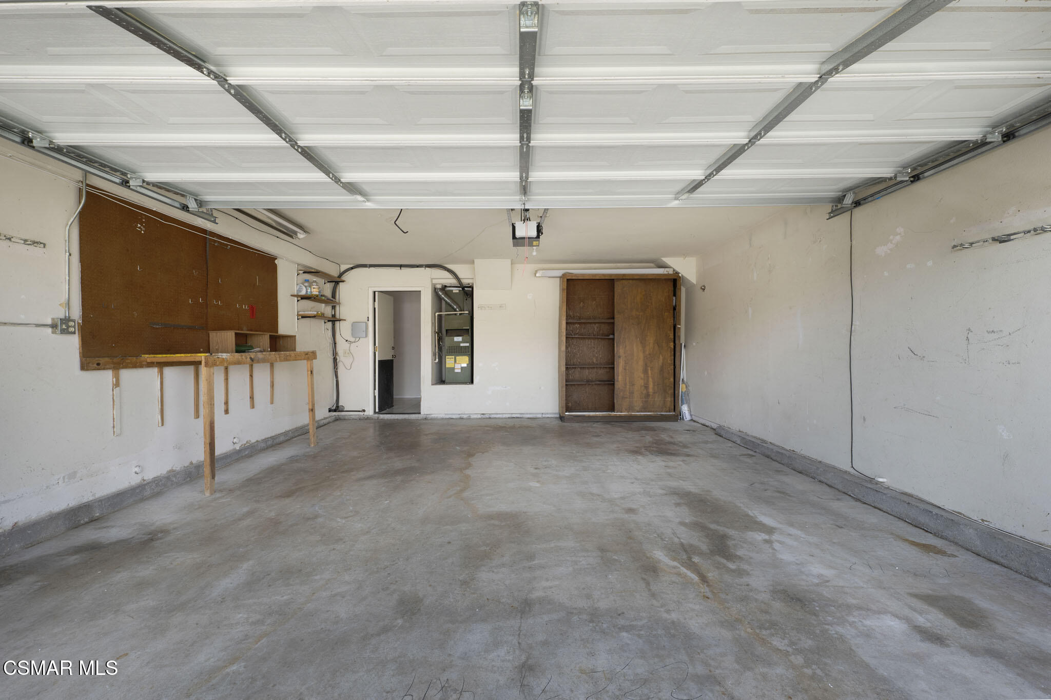 6635 Pecan Avenue Moorpark, CA 93021 - Photo 45 of 54 a view of a livingroom with a ceiling fan and window