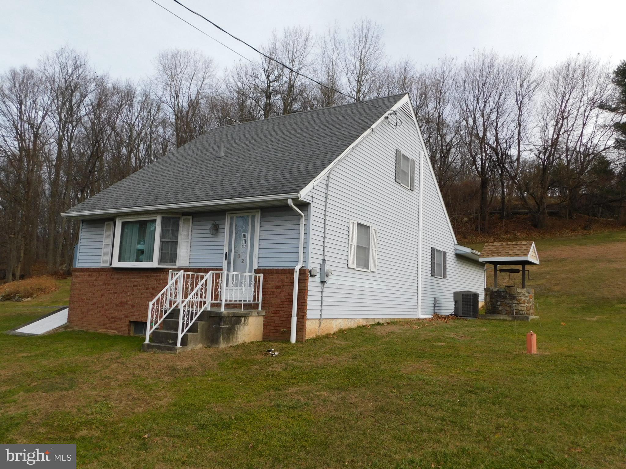 321 Lenape Road Bechtelsville, PA 19505 - Photo 3 of 26 Gallery Image 3
