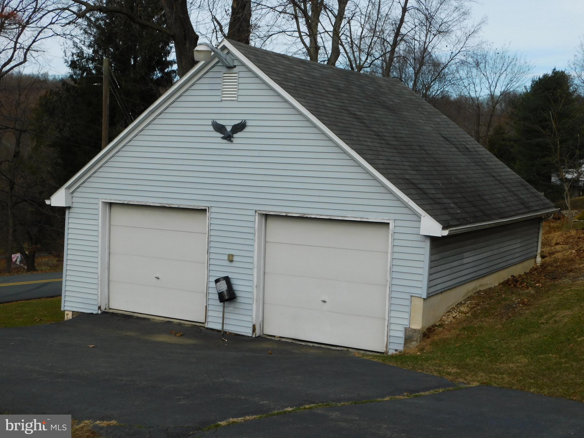 321 Lenape Road Bechtelsville, PA 19505 - Photo 8 of 26 Gallery Image 8