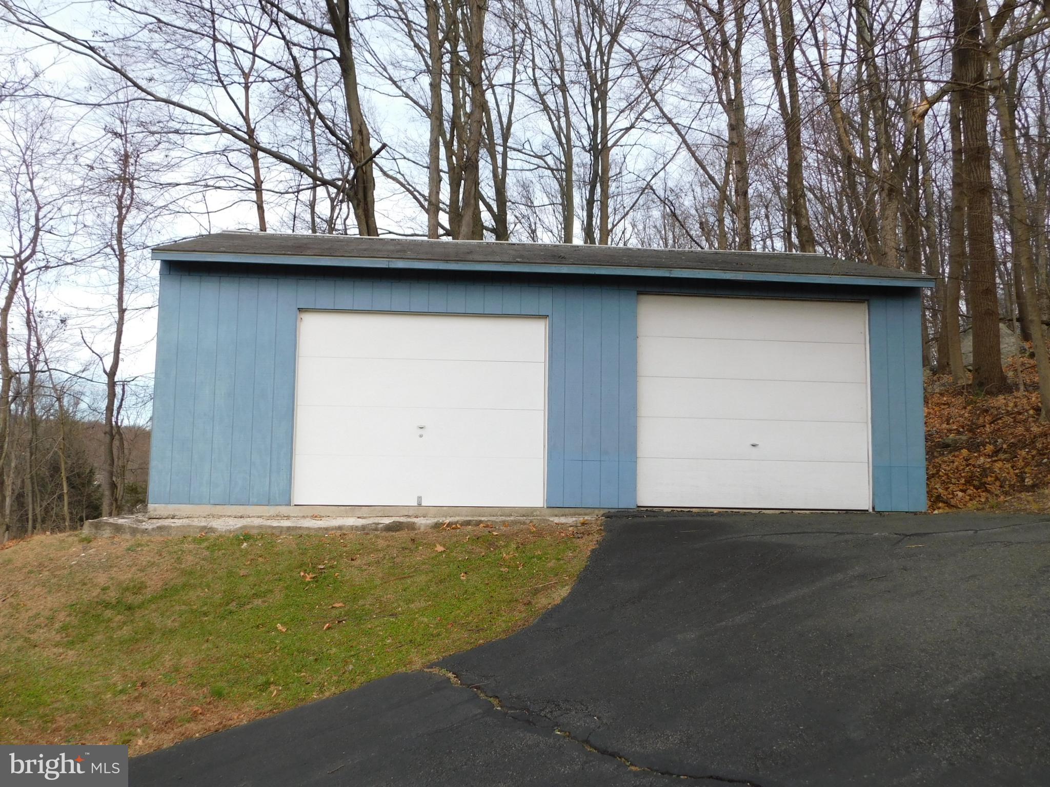 321 Lenape Road Bechtelsville, PA 19505 - Photo 10 of 26 Gallery Image 10