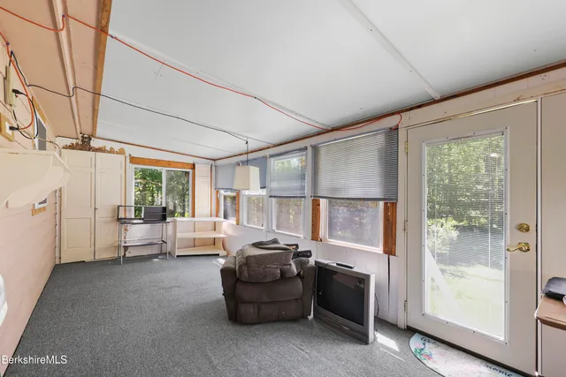 $199,000 | 39 Fieldwood Drive, Clarksburg, MA 01247