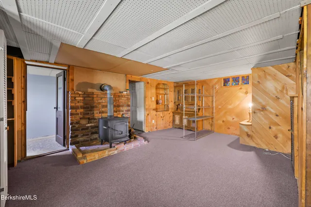 $199,000 | 39 Fieldwood Drive, Clarksburg, MA 01247