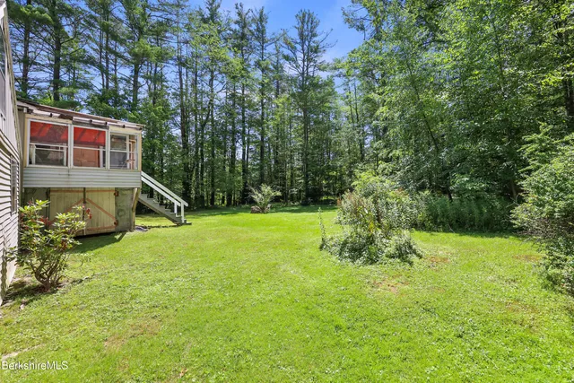 $199,000 | 39 Fieldwood Drive, Clarksburg, MA 01247