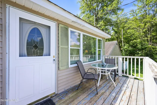 $199,000 | 39 Fieldwood Drive, Clarksburg, MA 01247