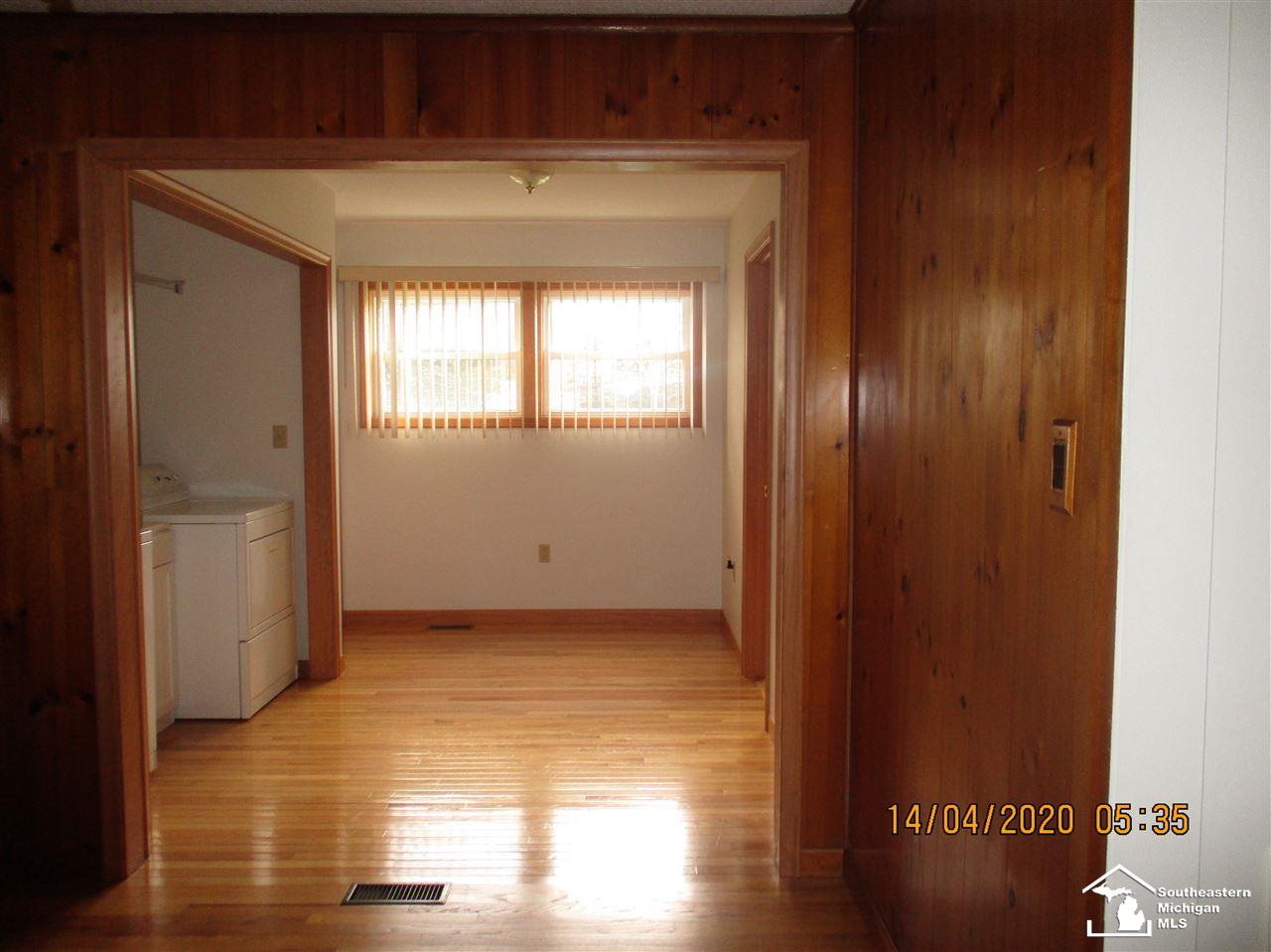 13381 Grafton Road Carleton, MI 48117 - Photo 24 of 35